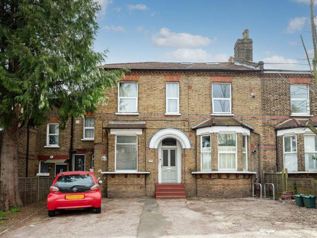 Flat for rent in Penge, Greater London