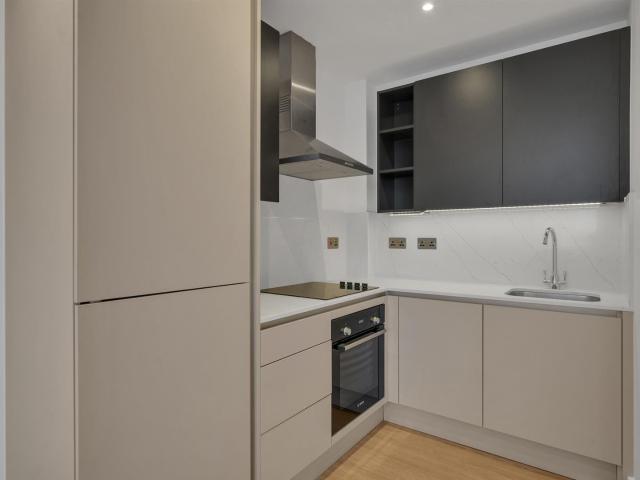 Flat for rent in London Borough of Bromley, Greater London