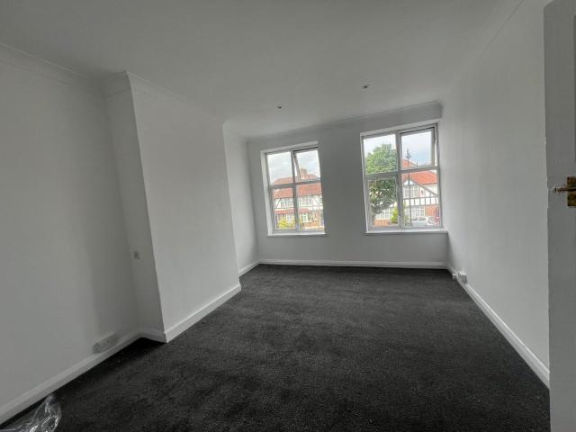 Flat for rent in London Borough of Sutton, Greater London