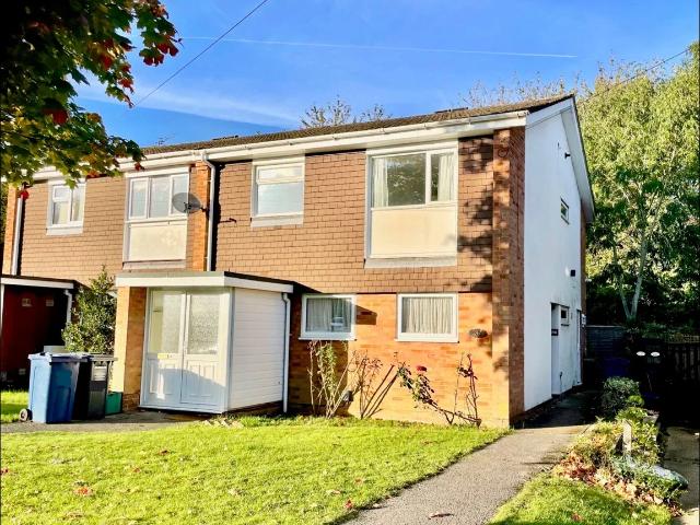 Flat for rent in Amersham, Buckinghamshire