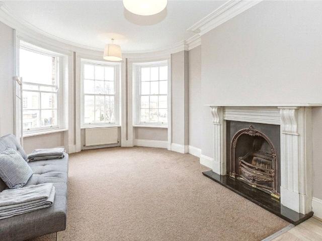Flat for rent in Hotwells, Feckenham