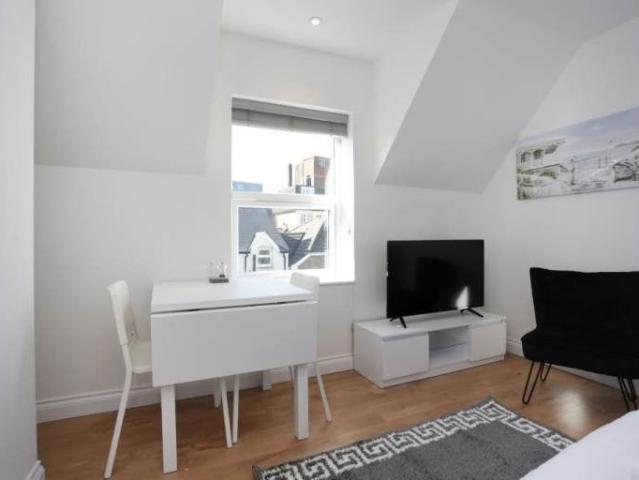 Flat for rent in West Cliff, Bournemouth
