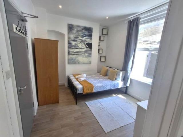 Flat for rent in West Cliff, Bournemouth