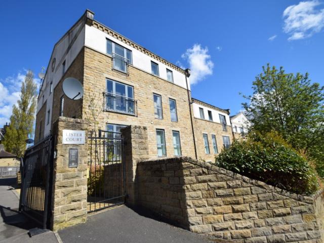 Flat for rent in Manningham, Bradford