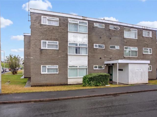 Flat for rent in Falcon Lodge, Wales