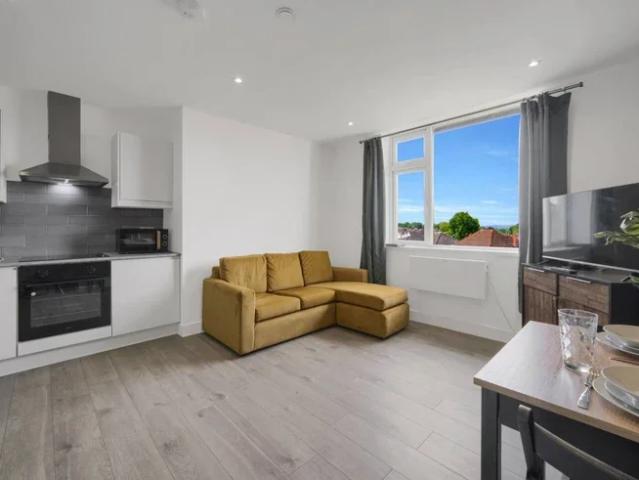 Flat for rent in Rhydypenau, Falcon Lodge