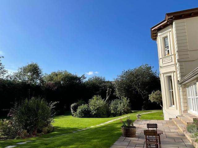 Flat for rent in Georgia, Greater Manchester