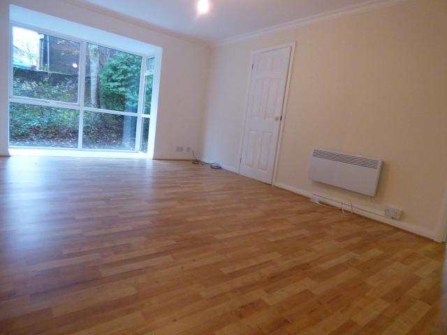 Flat for rent in Bury, Greater Manchester