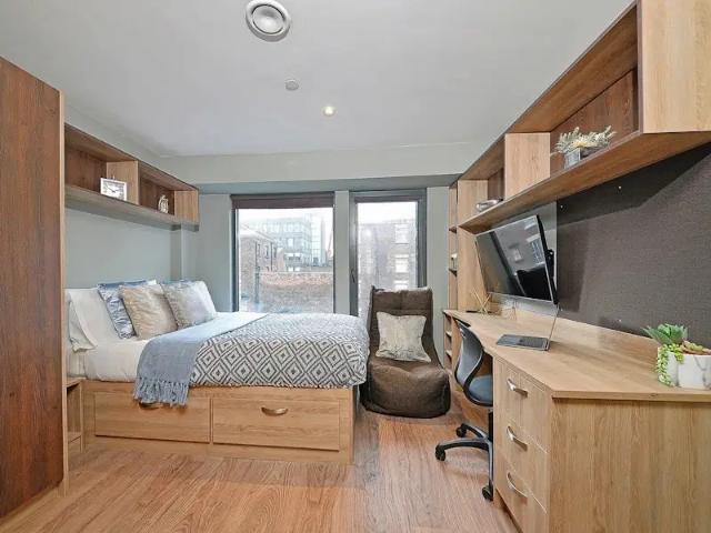 Flat for rent in St George's Quarter / Cultural Quarter, Calderstones