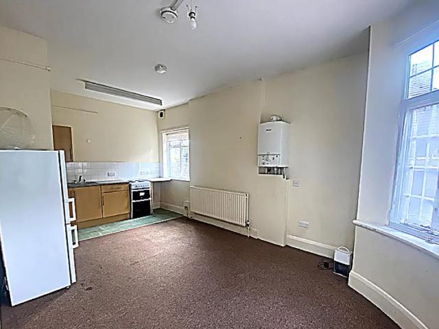 Flat for rent in Midanbury, City Of Southampton