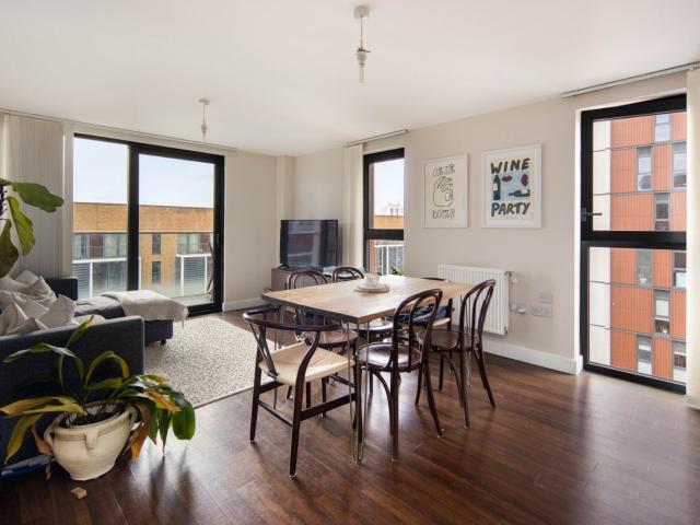 Flat for rent in Dalston, Dalston
