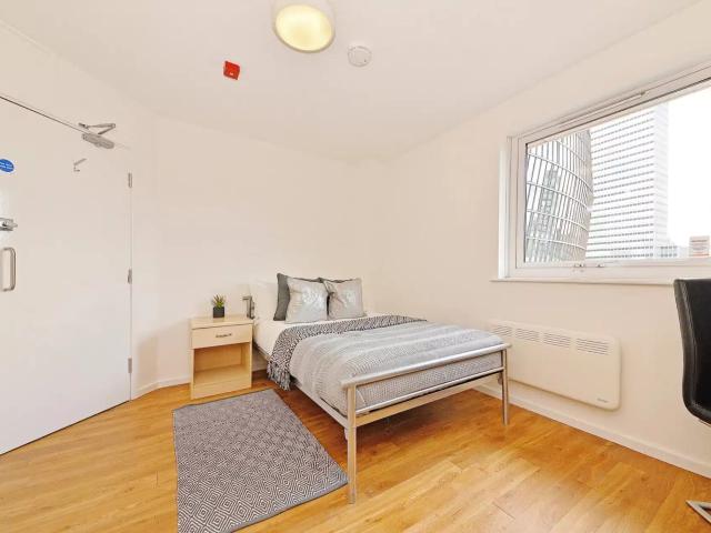 Room for rent in NOMA, Georgia