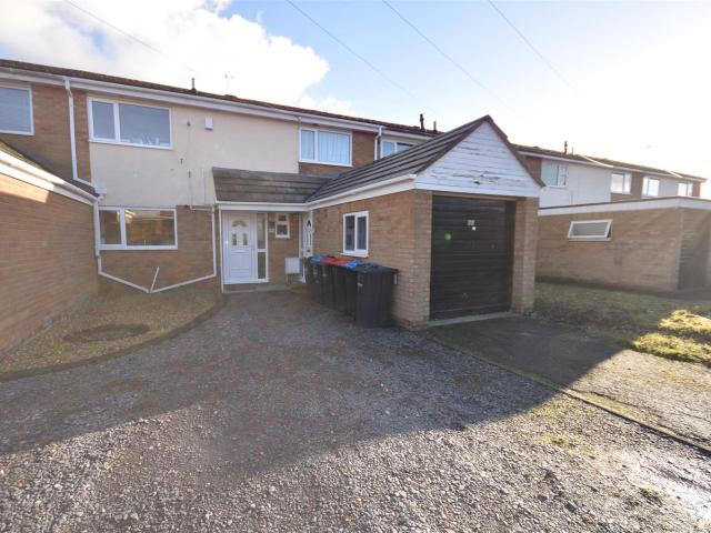 Flat for rent in Saughall, Cheshire