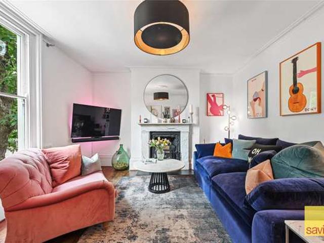 Flat for rent in Dalston, Dalston