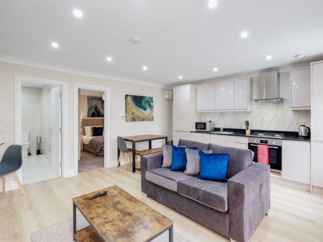 Flat for rent in Denham, Buckinghamshire