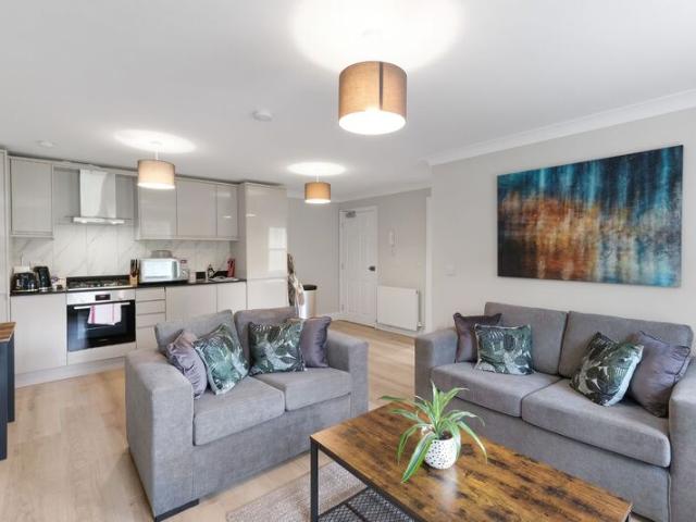 Flat for rent in Denham, Buckinghamshire