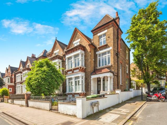Flat for rent in Tulse Hill, Greater London