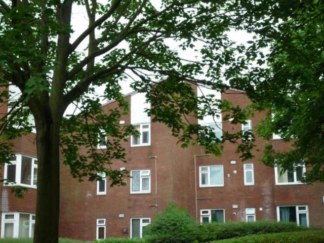 Flat for rent in Hollinswood, Telford