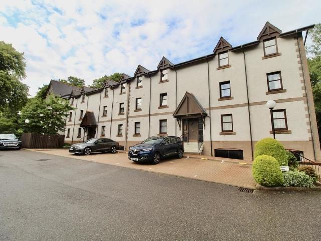 Flat for rent in Ballindoch, Scotland