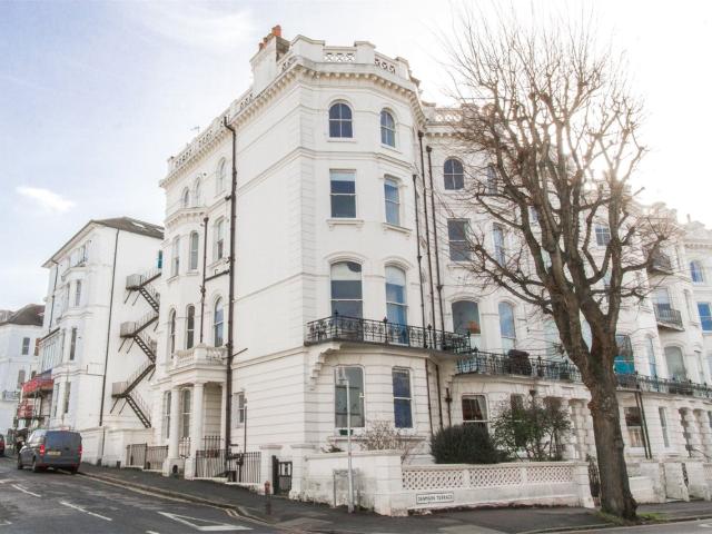 Flat for rent in Brunswick, Brighton & Hove