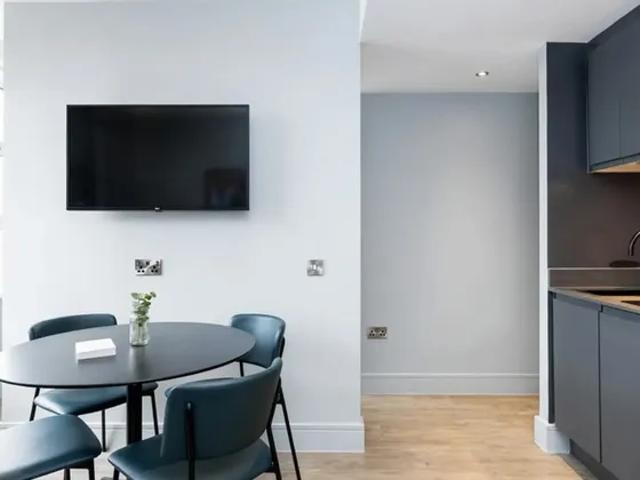 Flat for rent in London Borough of Lewisham, Deptford