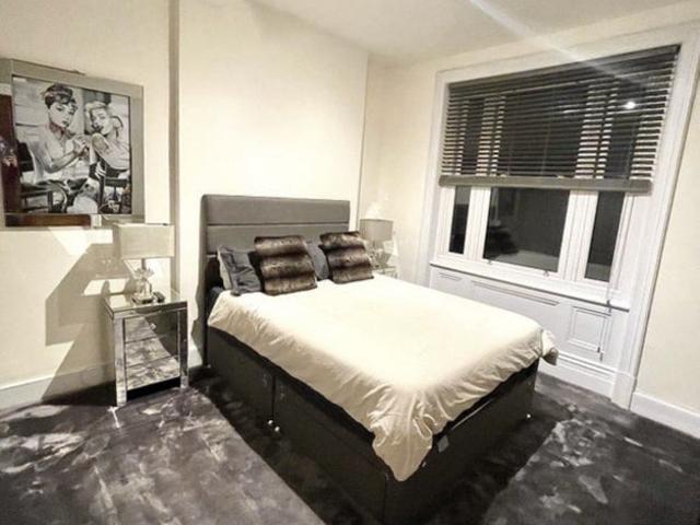 Flat for rent in London Borough of Lewisham, Deptford