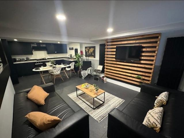 Flat for rent in Beckett Park, Headingley