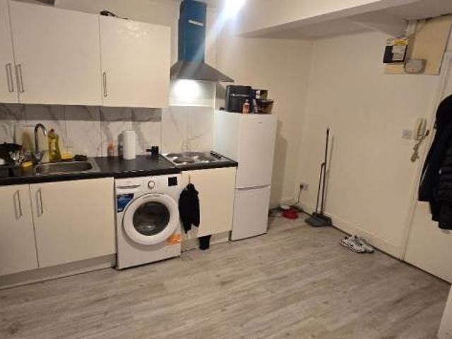Flat for rent in Salisbury, Wiltshire