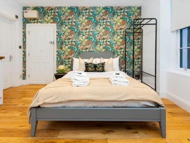 Flat for rent in Paddington, Westbourne Green