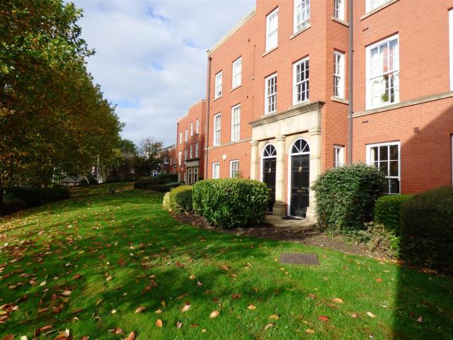 Flat for rent in Fairfield, Warrington