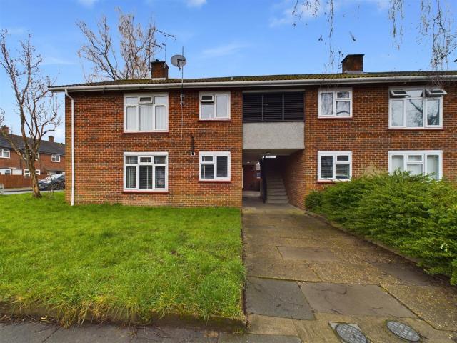 Flat for rent in Glynde, West Sussex