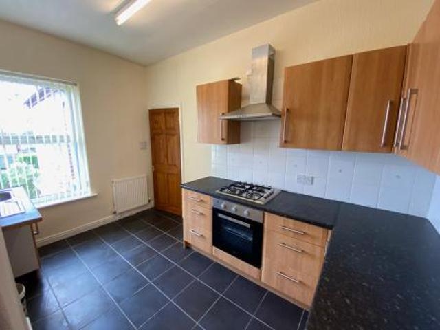 Flat for rent in Wolstanton, Butterton
