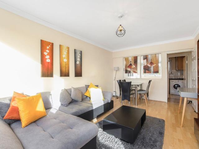Flat for rent in Finsbury, Greater London