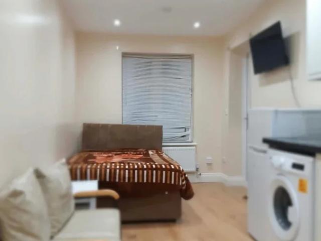Flat for rent in Datchet, Windsor and Maidenhead