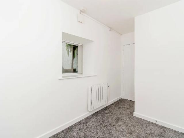 Flat for rent in Baildon, West Yorkshire