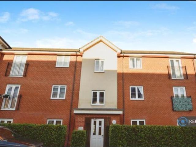 Flat for rent in Kingswood, North Watford