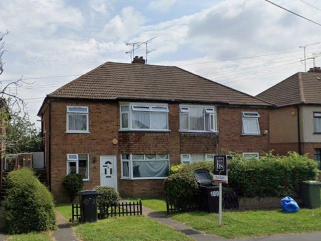 Flat for rent in Pilgrims' Hatch, Brentwood