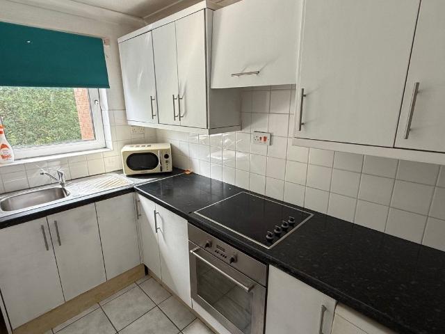 Flat for rent in Rawmarsh, Eastwood