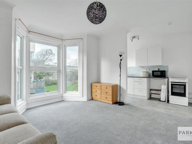 Apartment for rent in Queen's Park, Brighton & Hove