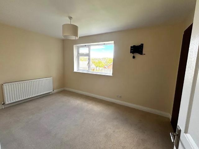 Flat for rent in Pouchen End, Hertfordshire