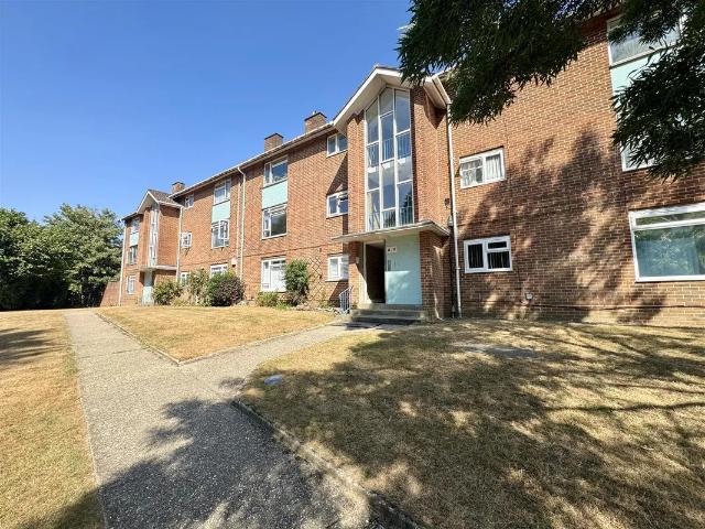 Flat for rent in Bear Cross
