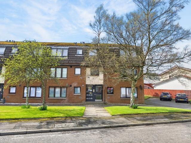 Flat for rent in Denmore, Ballindoch
