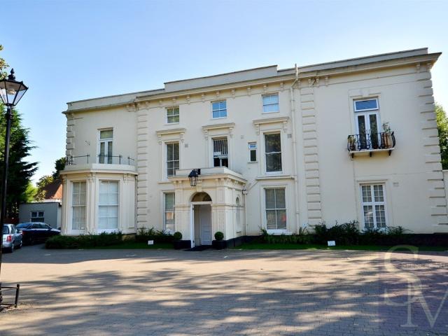 Flat for rent in Epping, Essex