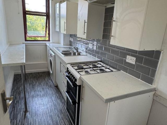 Flat for rent in Blawarthill, Glasgow