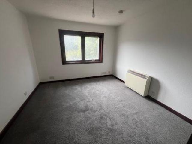 Flat for rent in Whitfield, Scotland