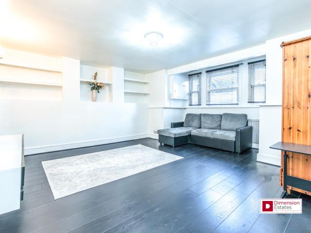 Flat for rent in Stamford Hill, Greater London