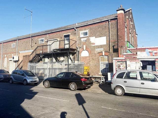 Flat for rent in Bury Park, Luton