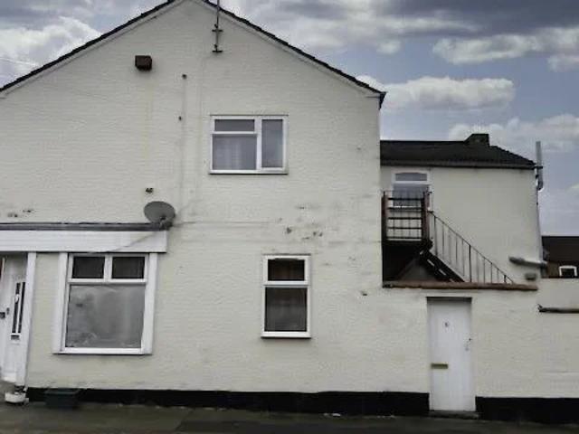 Flat for rent in Semilong, Northampton