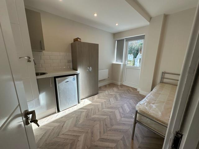 Flat for rent in Greater London