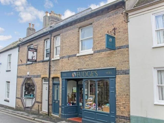 Flat for rent in Fordington